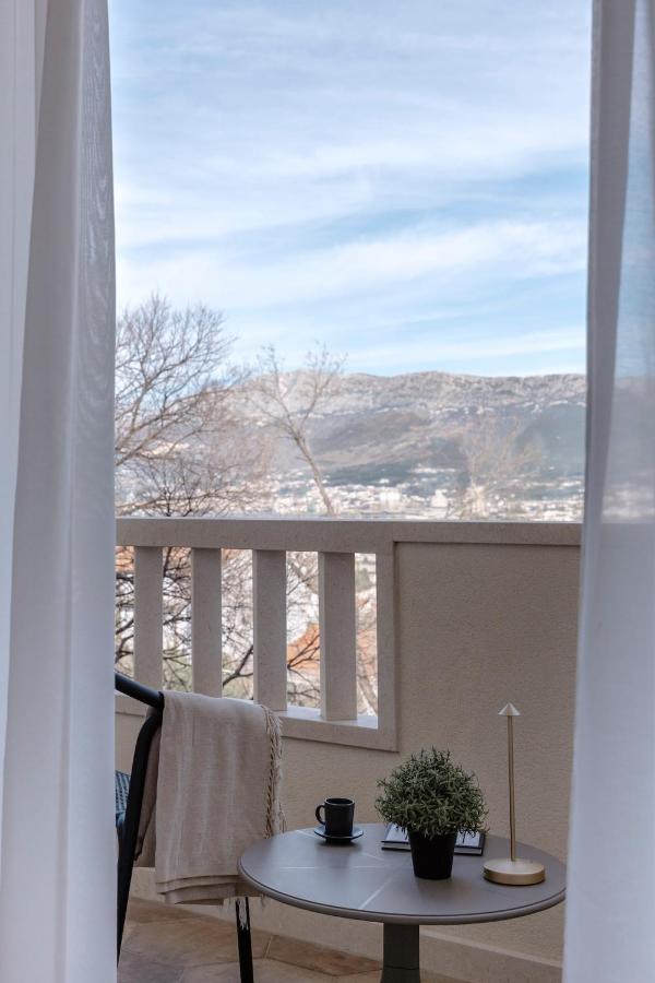 Boutique Design Apartment, Split- Quiet Base Near the Old Town - Chambres d'hôtes Split
