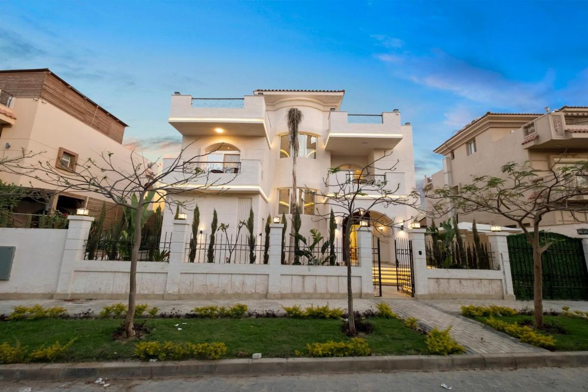 Luxury Pool & Garden Villa Dreamland - Bed and Breakfast ‘Ezbet ‘Abd el-Ḥamîd