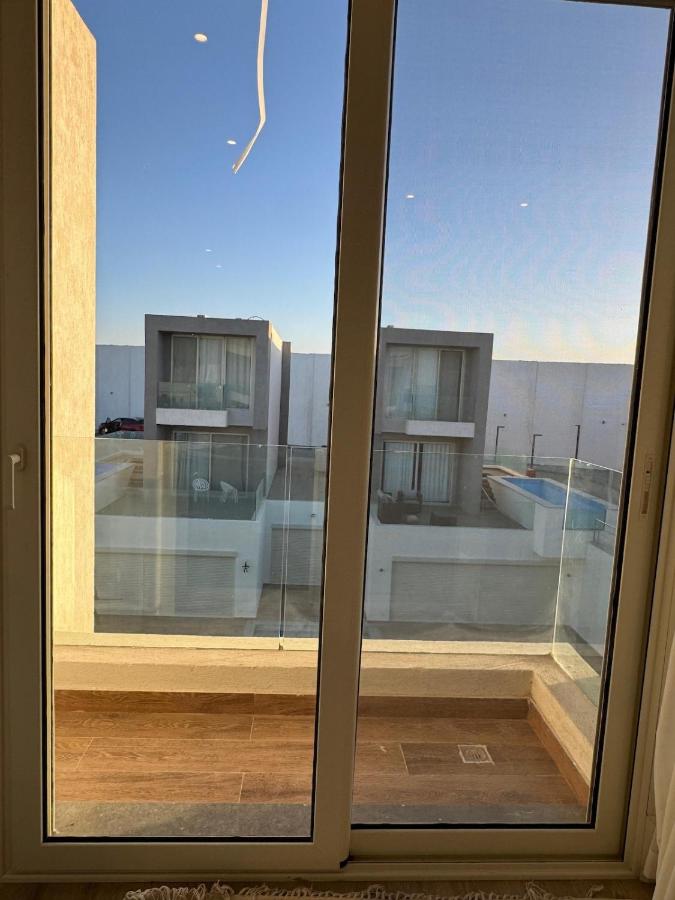 Maraya Heavenly White Duplex Pool View - Bed and Breakfast Hurghada