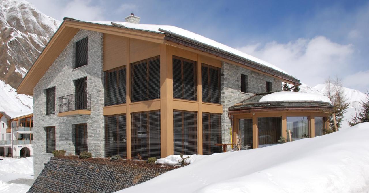 Grischuna Mountain Lodge - B&B Samnaun