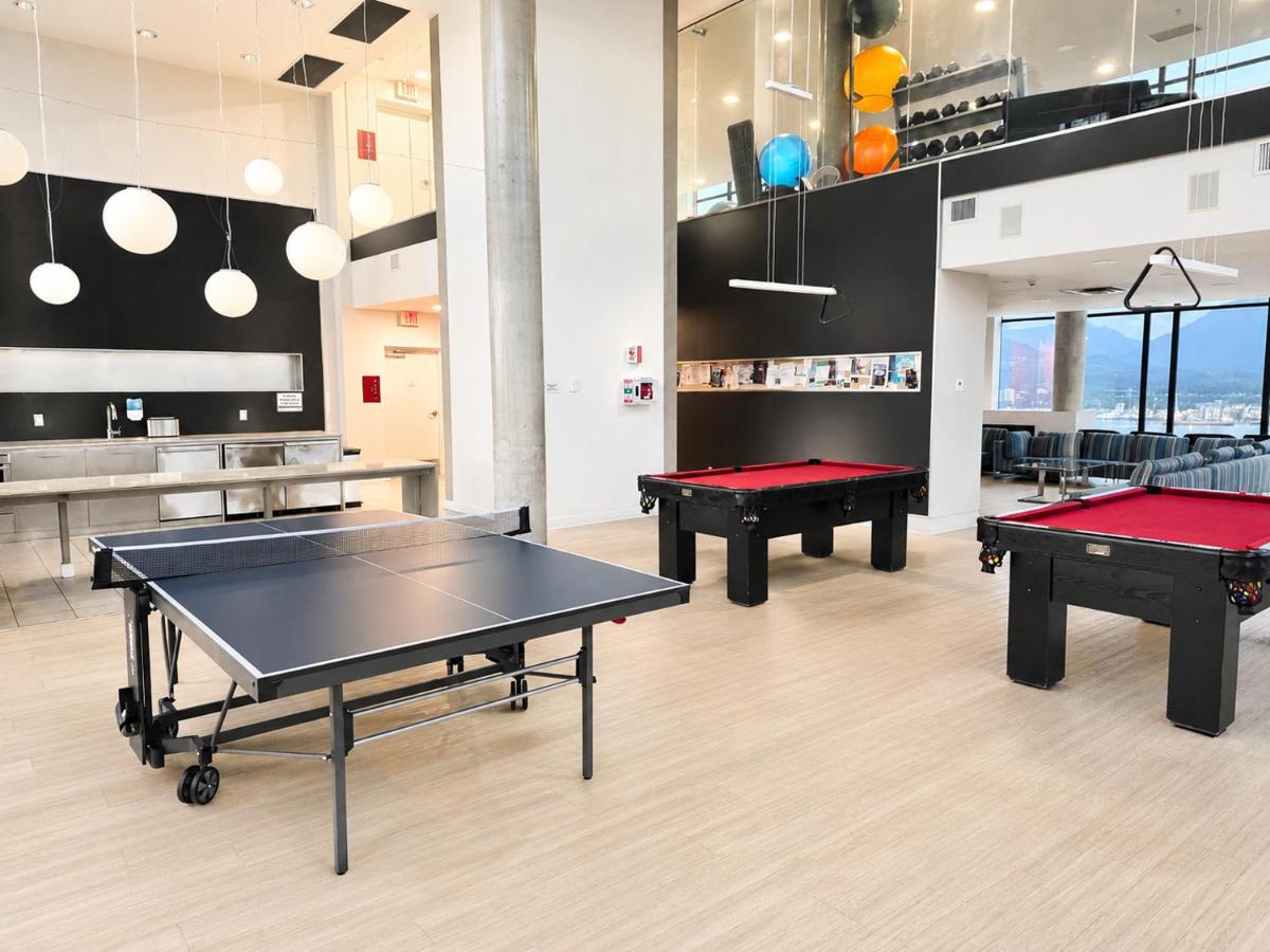 AfterGlow Luxury Downtown 2BR Near Cruise Port & BC Place - Chambres d'hôtes Vancouver