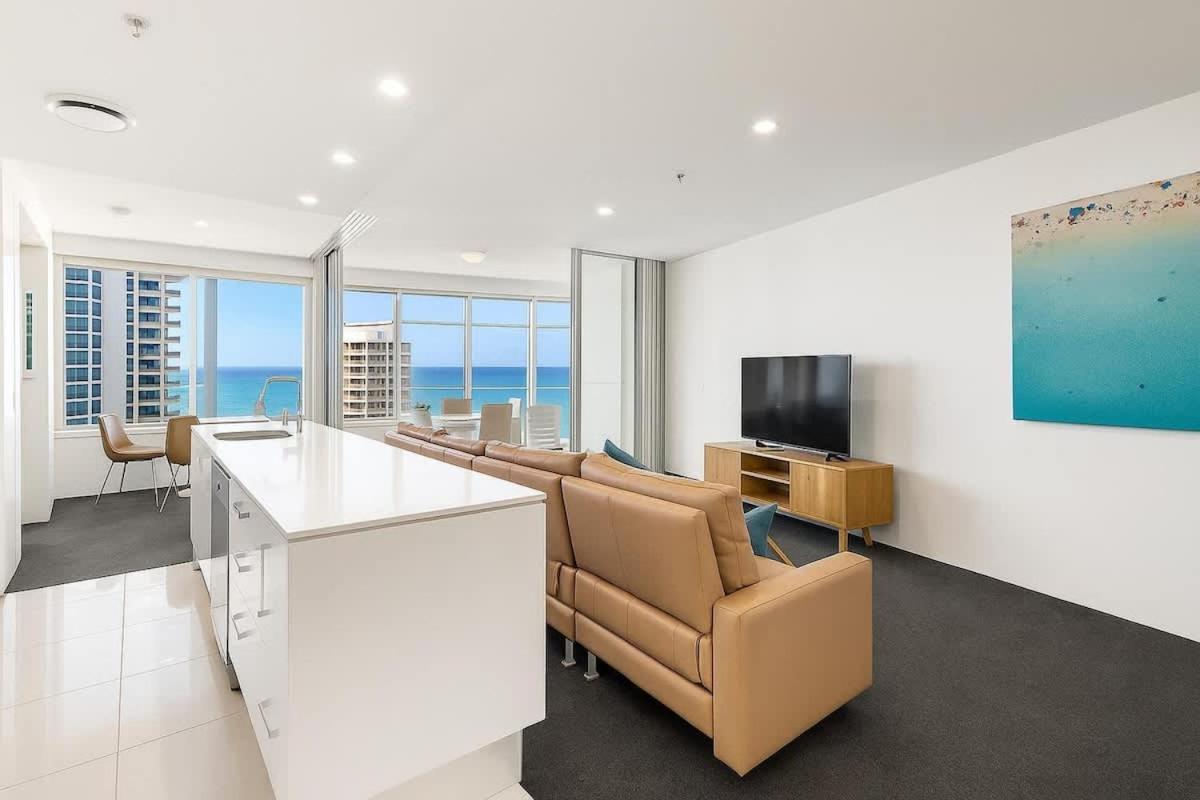 High Level Q Ocean View Heated Pool - B&B Gold Coast