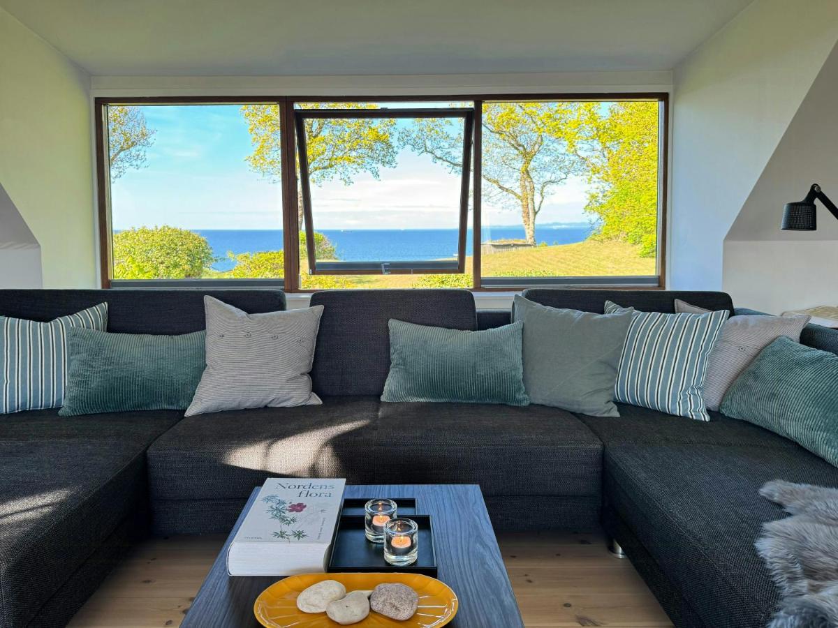 Panoramic Ocean Views With Private Coast - B&B Gilleleje