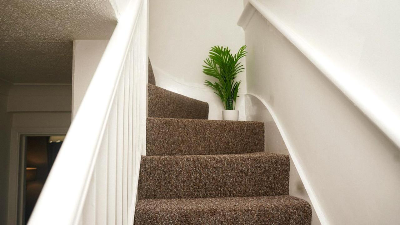 Cosy 1BR Apartment with Sofa bed and Free Parking in Gillingham - Ferienwohnung Gillingham