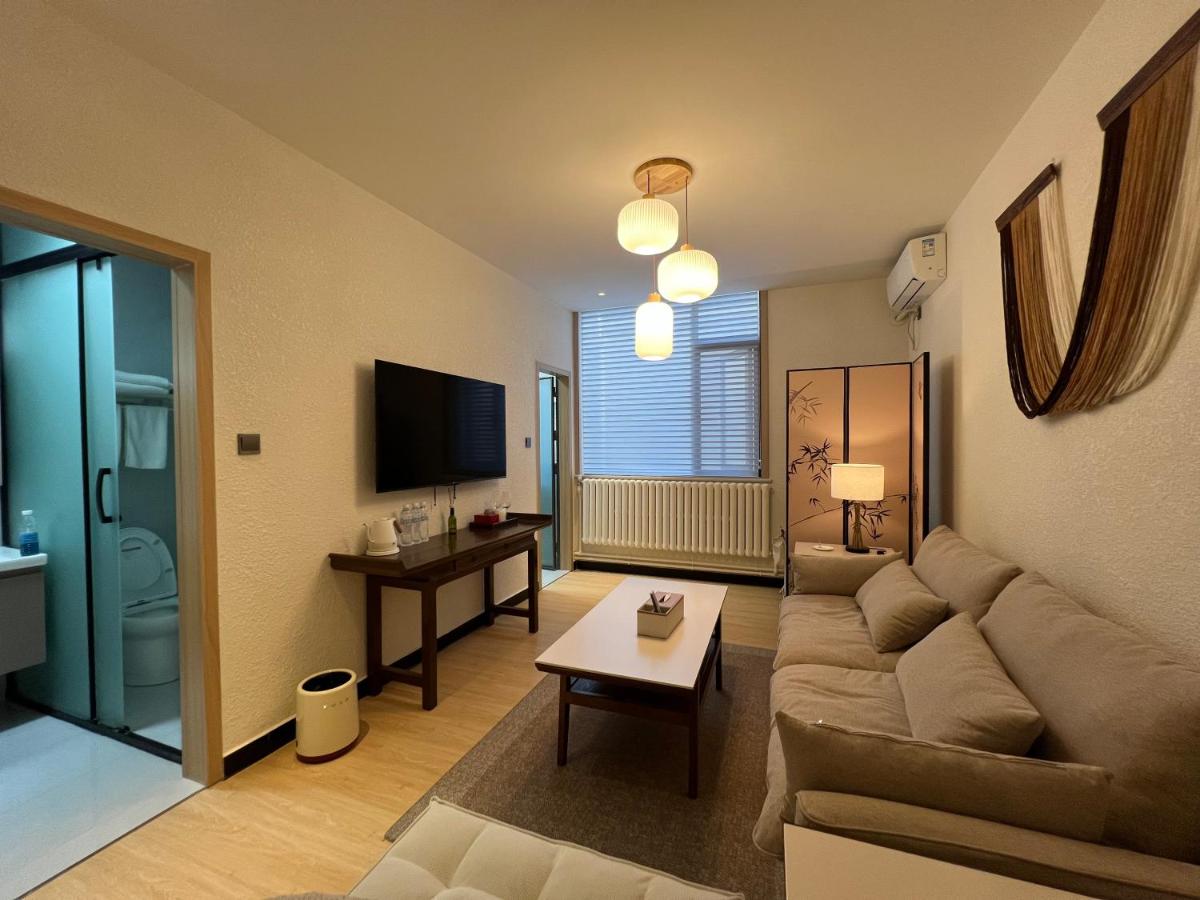 One-Bedroom Suite