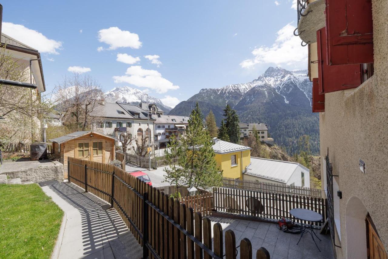 Chasa Uina 2,5 Parterre - B&B Sent