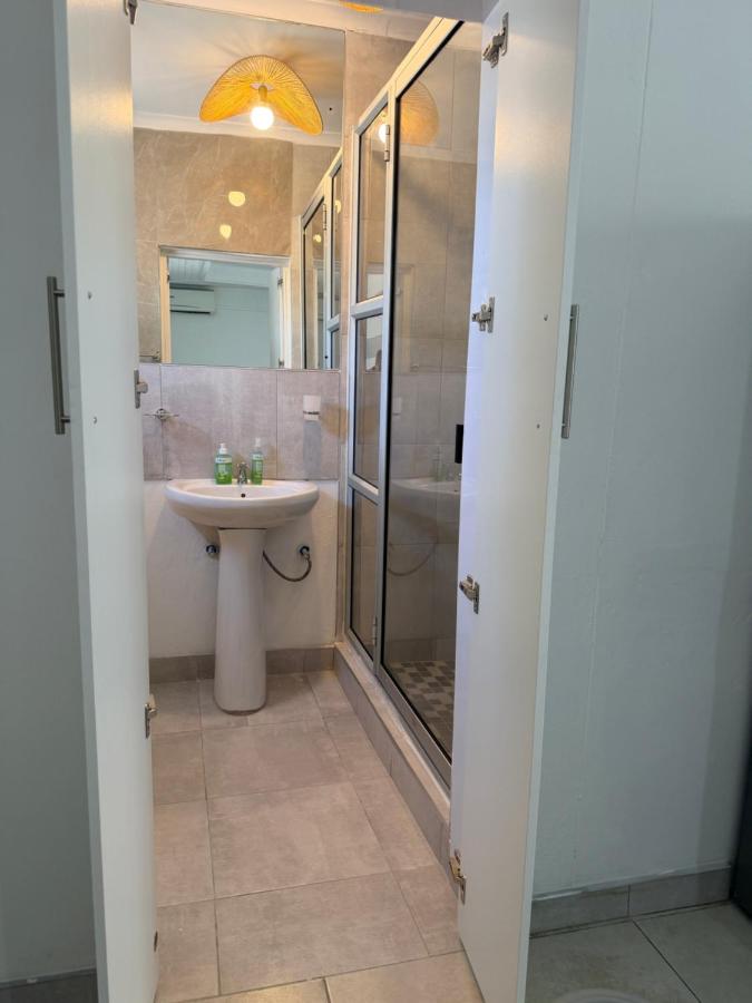 Yoleni selfcatering apartment - B&B Ongwediva