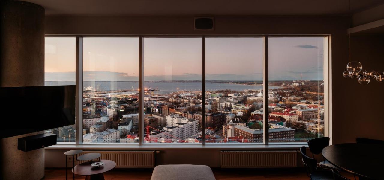 W Apartments 180 View Luxury 4BR Residence, Sauna - Chambres d'hôtes Tallinn