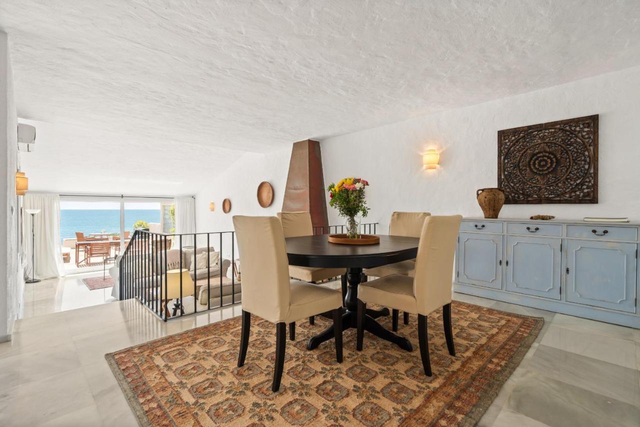 54 Bahia Dorada Villa by the Sea in Estepona - Chambres d'hôtes Estepona