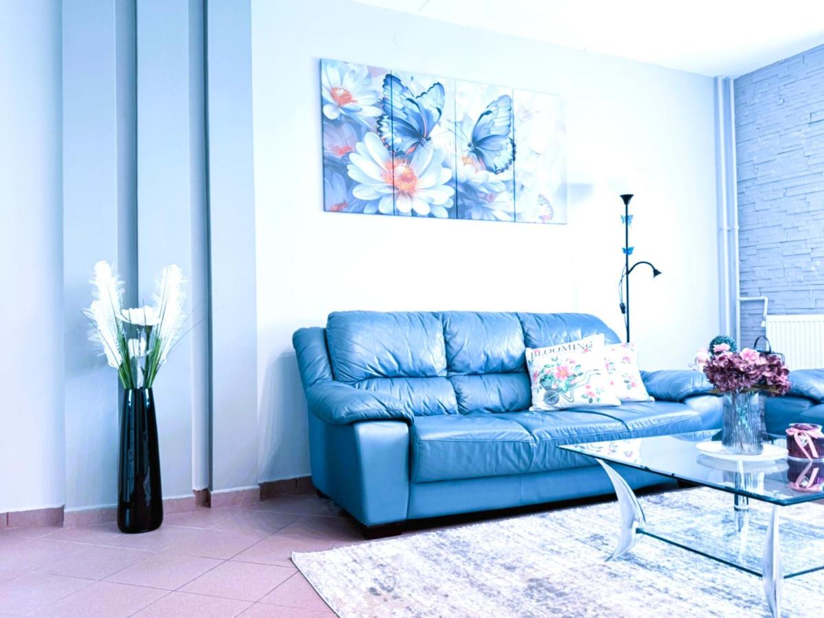 La Casa Pedrito Mariposa Apartman - B&B Kaposvár
