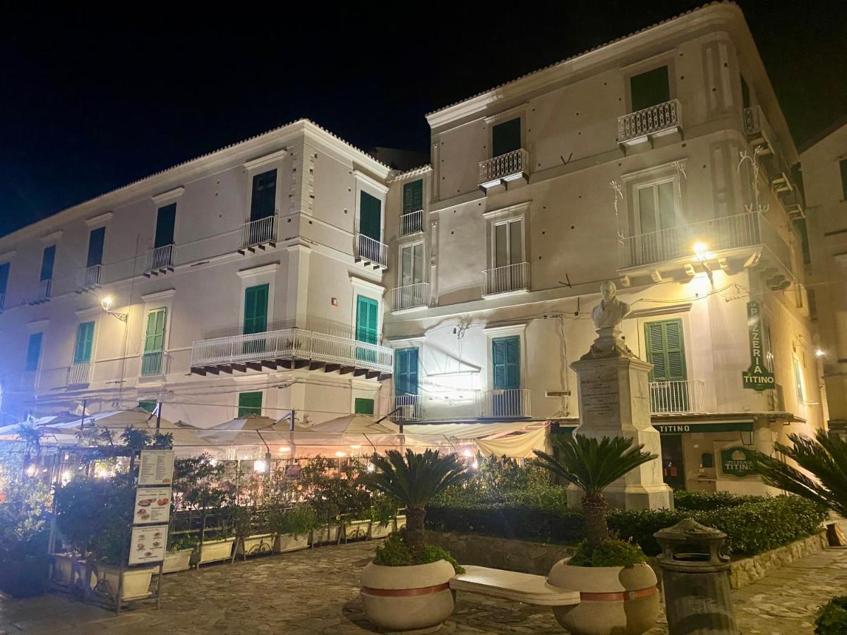 Palazzo Largo Barone - Boutique Apartment - B&B Tropea