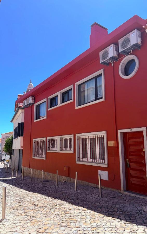 Cascais Cosy Home - Rooms with Private Bathroom - B&B Cascais