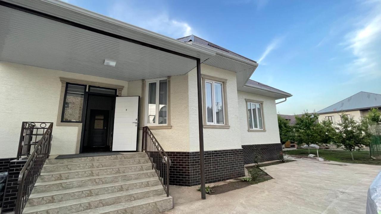 Nomad Guest Home
