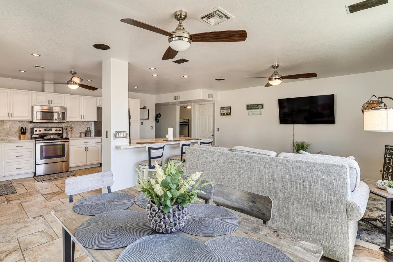 Desert Retreat Near Lake Havasu w/ Backyard Oasis - Bed and Breakfast Lake Havasu City