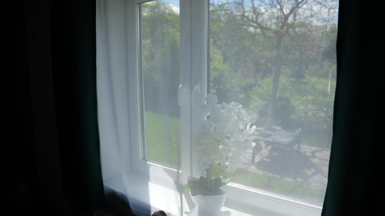 Doppelzimmer mit Gartenblick