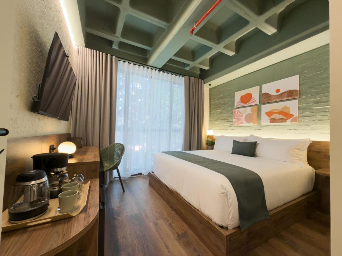 Urbit Garden Hotel
