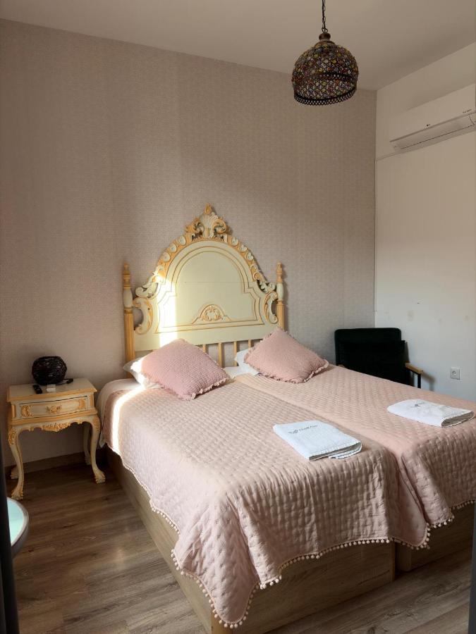 Garden Place Alojamento Local - B&B Viseu