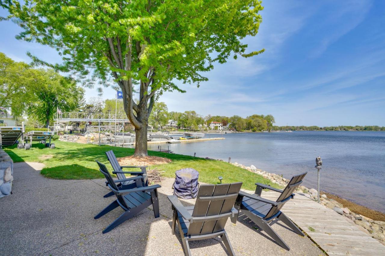 White Bear Lake Lakehouse w/ Dock & Paddleboards - Chambres d'hôtes White Bear Lake