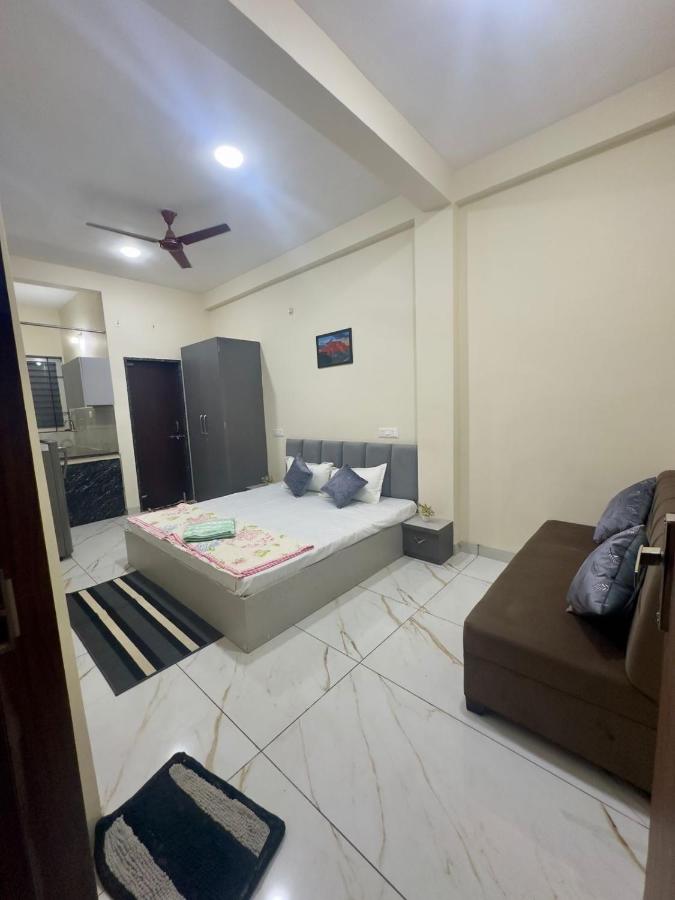 Gyandeep Co Living Space - B&B Indore