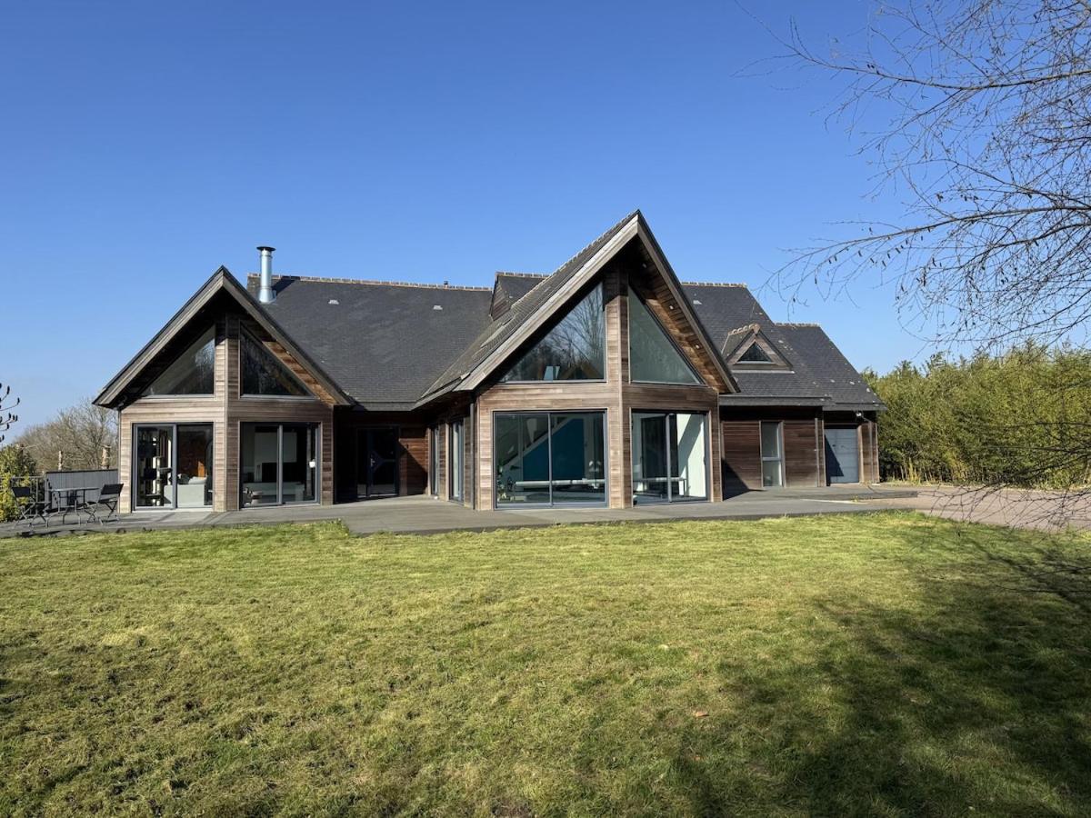 Harizou - Chalet & Piscine Intérieure - B&B Saint-Pierre-la-Vieille