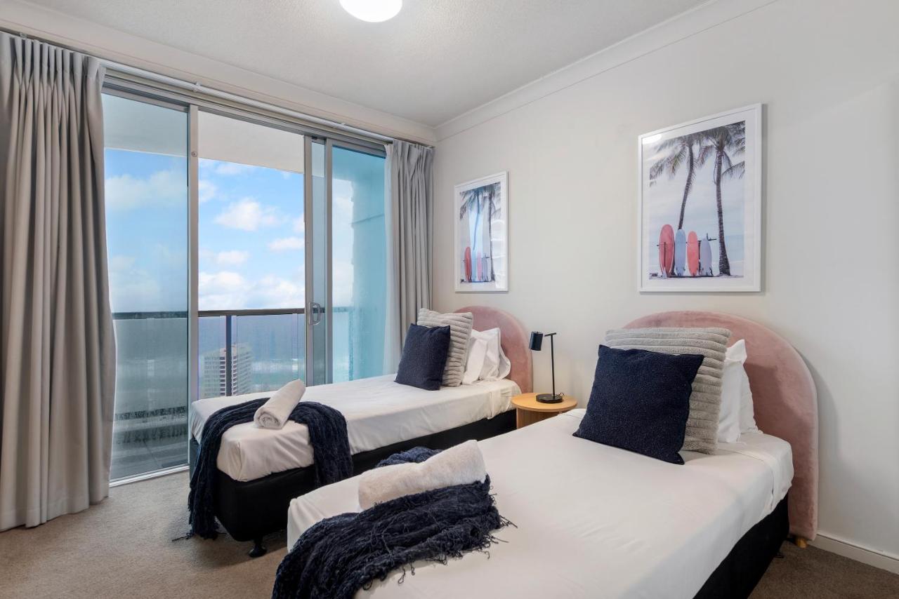 2 Bedroom 2 Bathroom Ocean/City View - Lvl 22