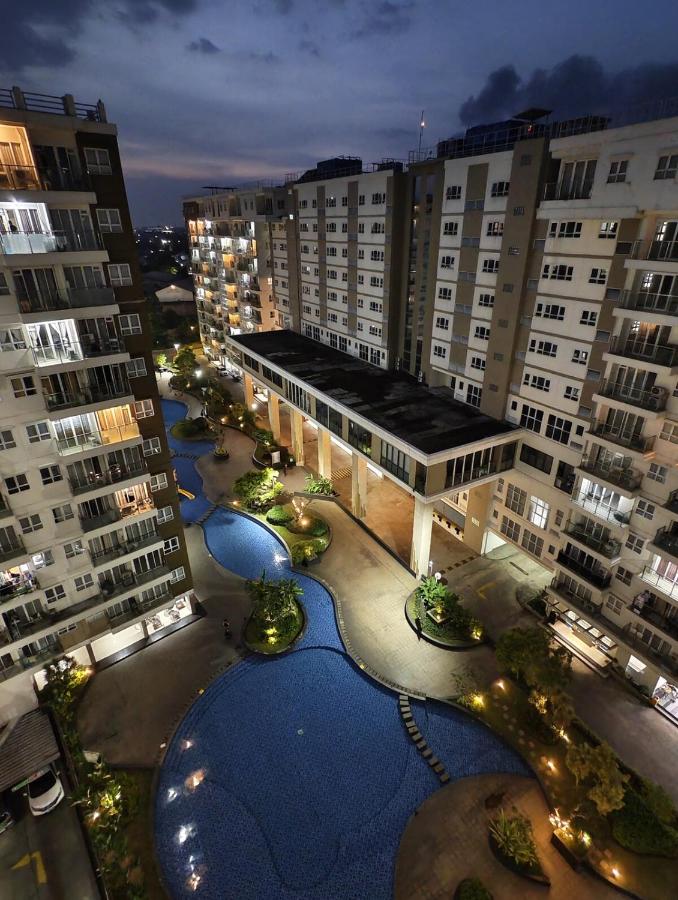 Cottonwood 3BR Yukata - Netflix GameConsole Teatime SwimmingPool - Chambres d'hôtes Bandung
