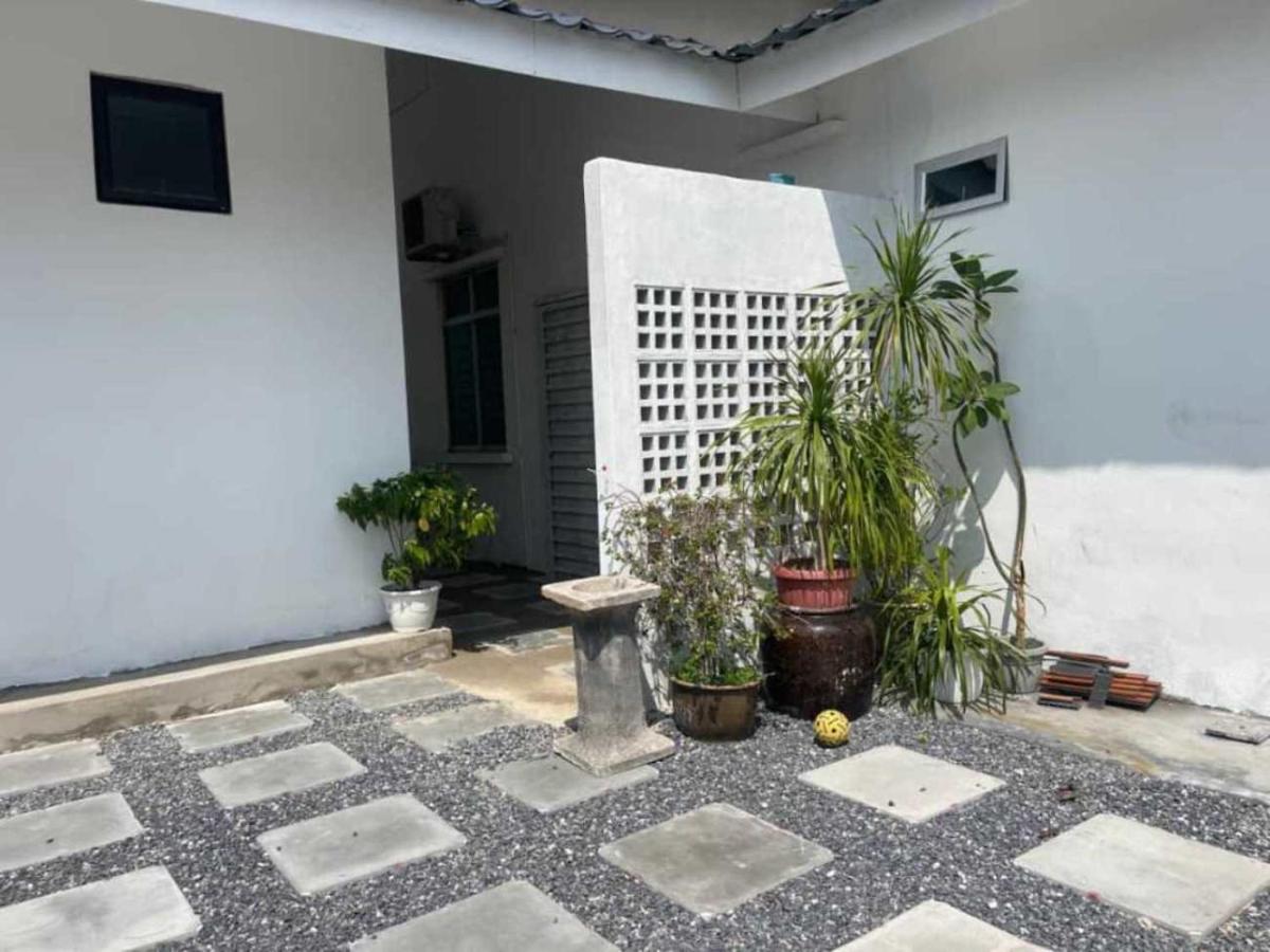 The Bunker StudioStay - B&B Arau