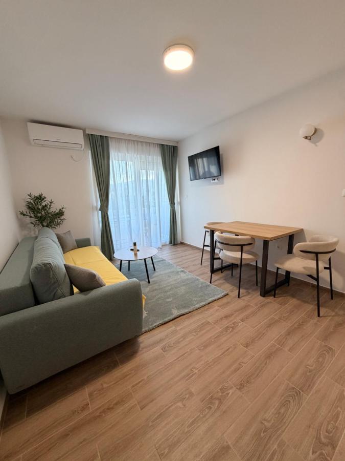 Apartment Olive Bijela - B&B Bijela