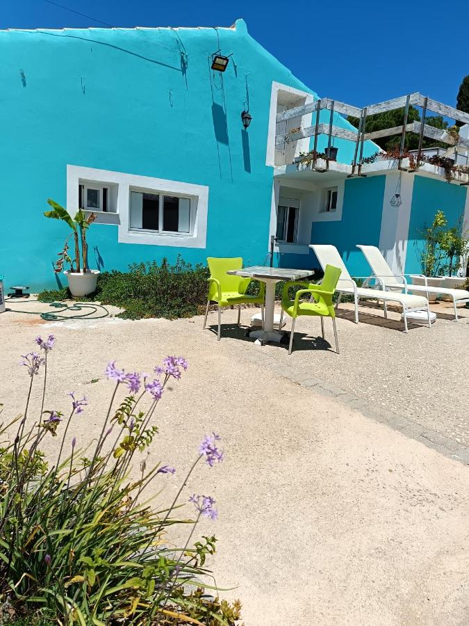 Ibiza Suite Independent bedroom and bathroom - B&B Albufeira