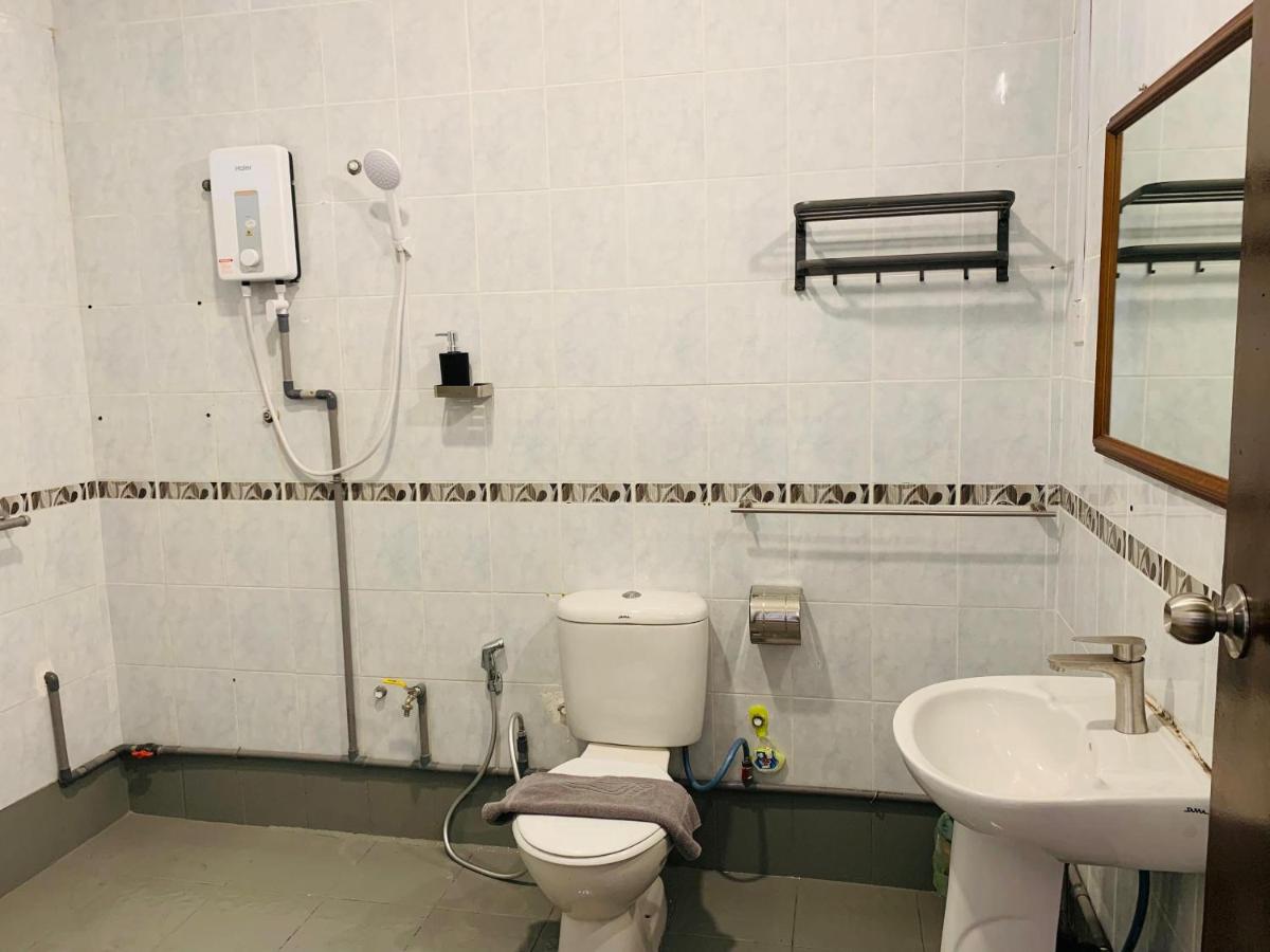 Chambre Familiale avec Salle de Bains Privative