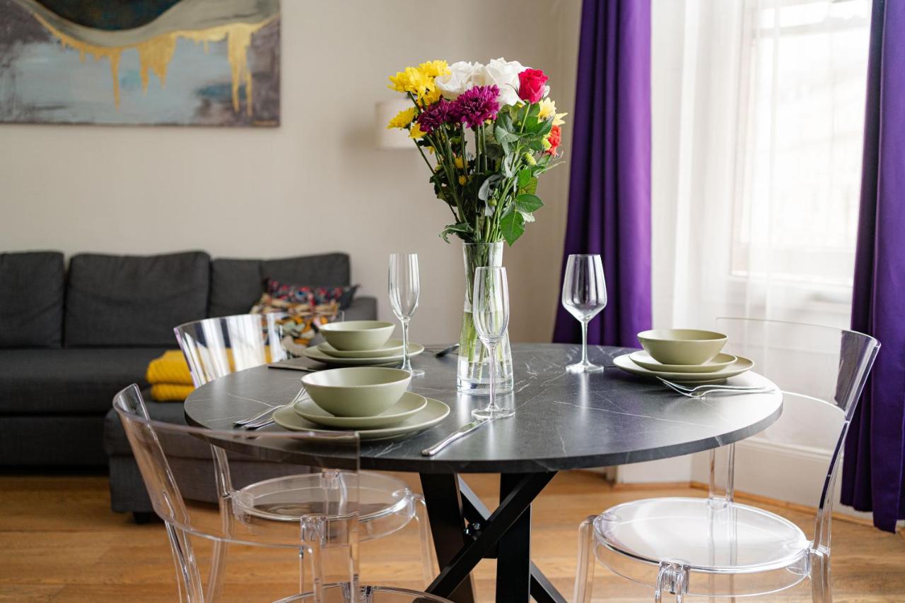 Gloucester Station Gem: 3 Bedroom Oasis - B&B Londres