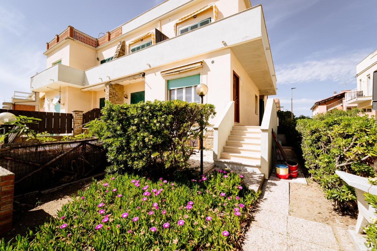 Appartamenti Poli Beach - Via Arenile 8 - Ferienwohnung Castiglione della Pescaia