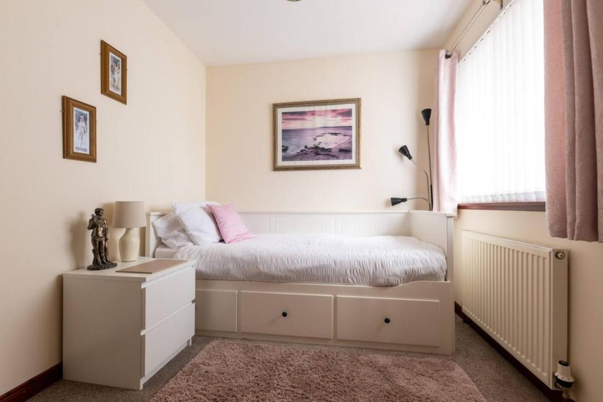 Lochnomore - A Luxury Home With Magnificent Views - B&B Nairn