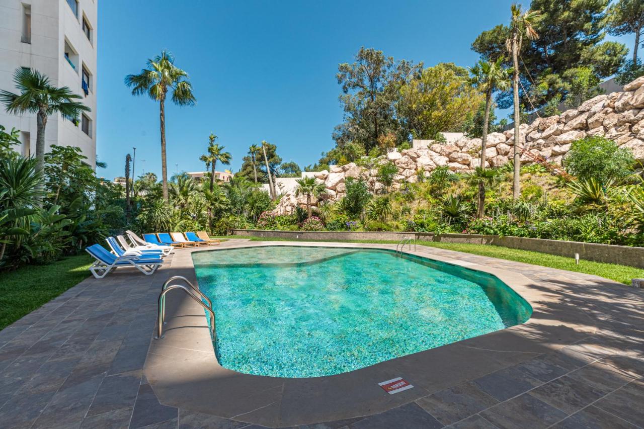 Seaside Pool View 3BR Apt with 2 Balconies - B&B Tánger