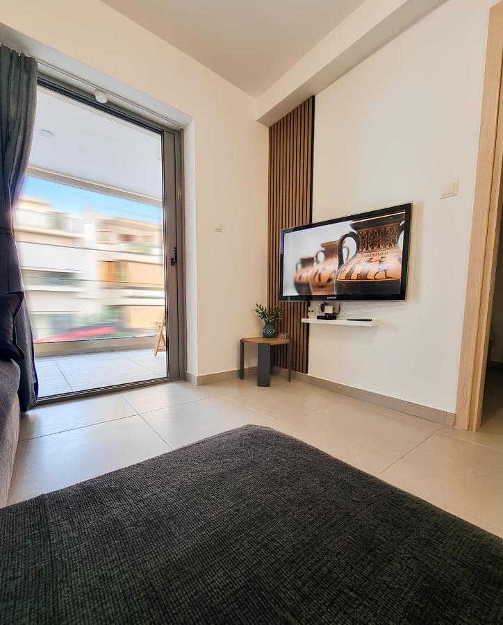 Bright & Modern home in Athens - B&B Atene
