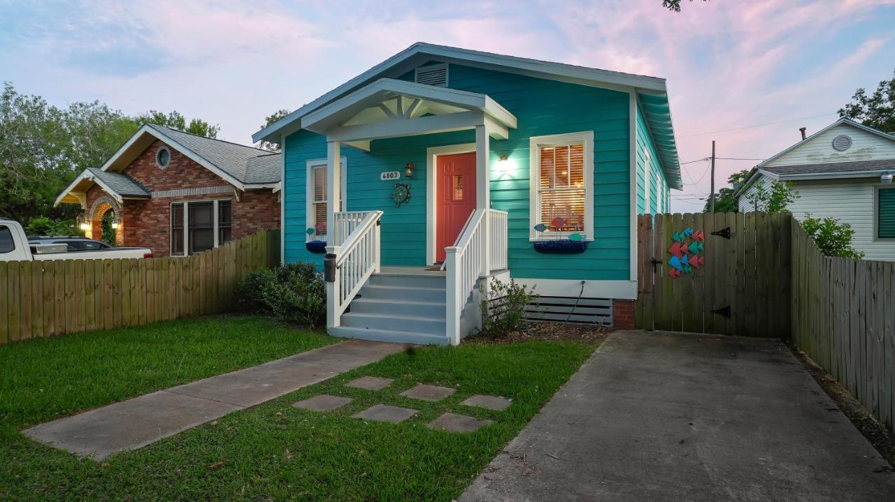Sandy Turtle-Gone to the Beach Be Back Never - B&B Galveston