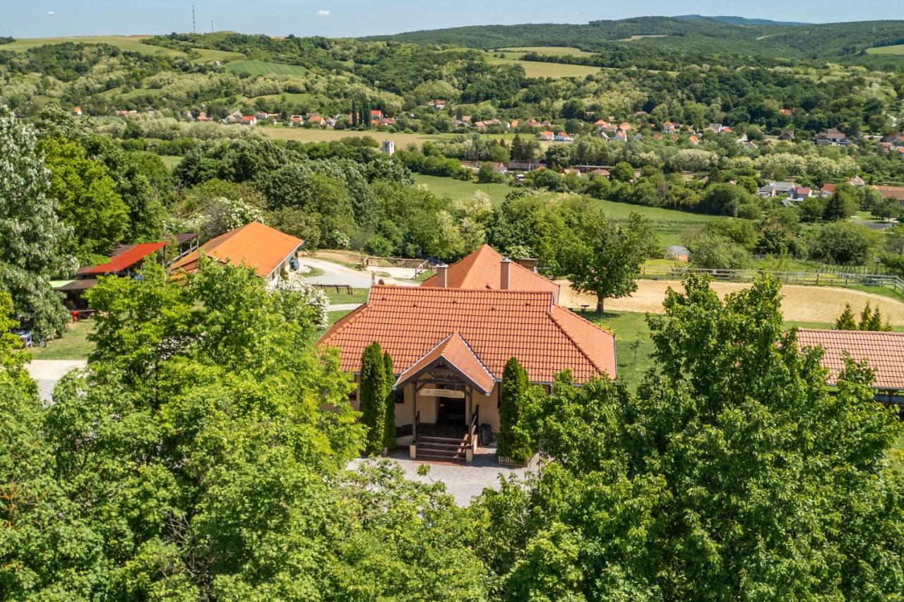Panoráma Vendégház Bükkösd - B&B Bükkösd