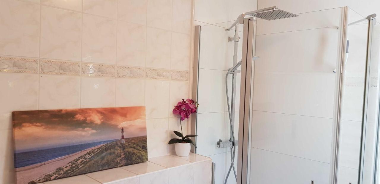 "Residenz Seeblick" Studio 22 mit Blick auf die Kreidefelsen - B&B Sellin