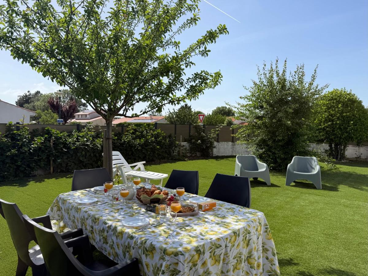 Garden House 3 chambres, parking privé, 15min La Rochelle, 20min île de ré, proche golf de la prée, wifi, - Chambres d'hôtes Nieul-sur-Mer