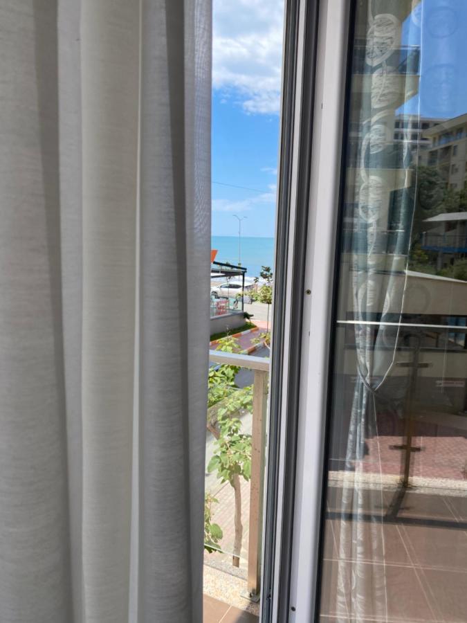 Lis - Holiday Apartament - B&B Shëngjin