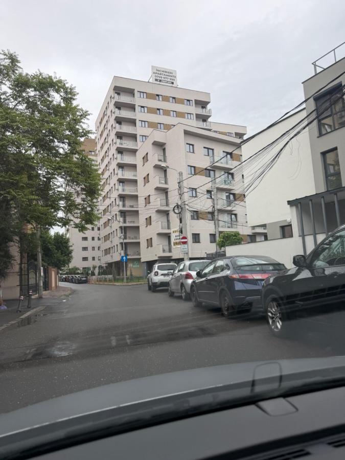 SOFÉA Studio Apartment CENTRAL WITH FREE PARKING - B&B Bucarest