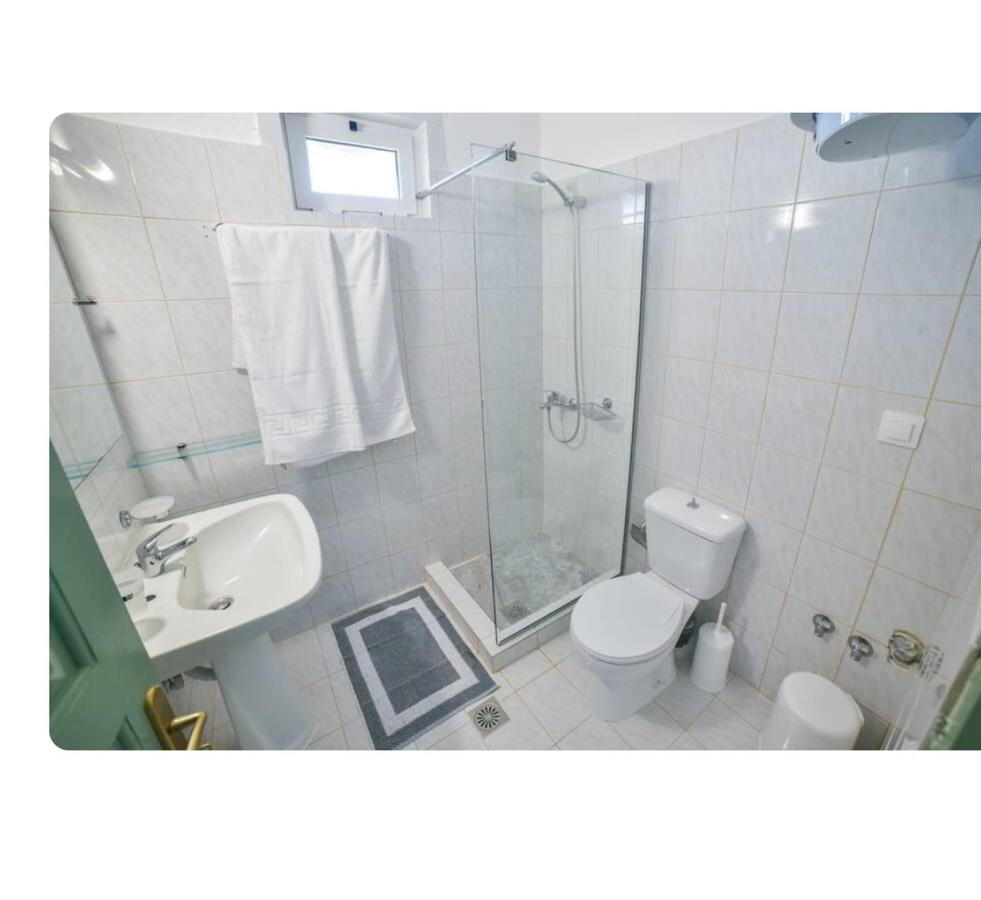 Harisma sea apartment 2 - B&B Glýfa
