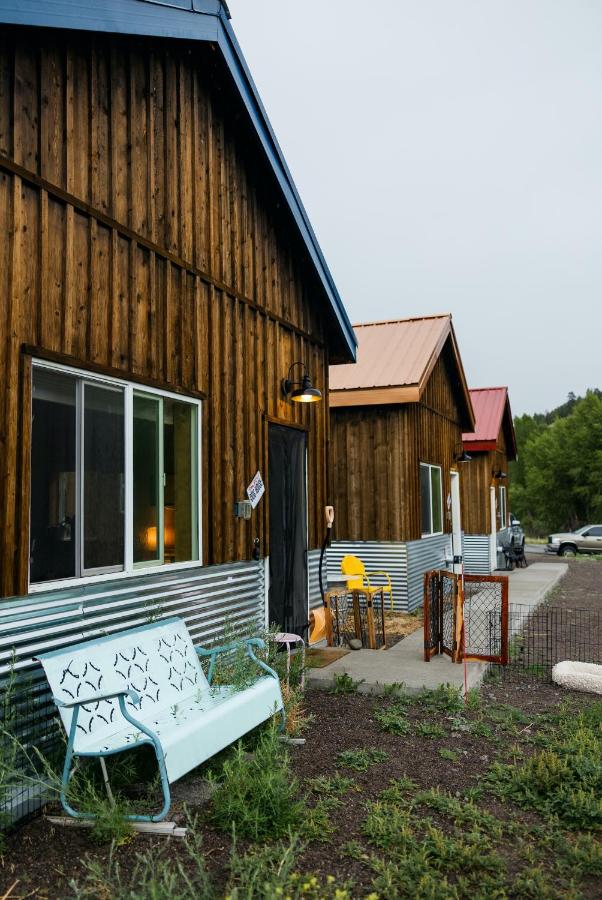 The Trail Head - Bed and Breakfast South Fork