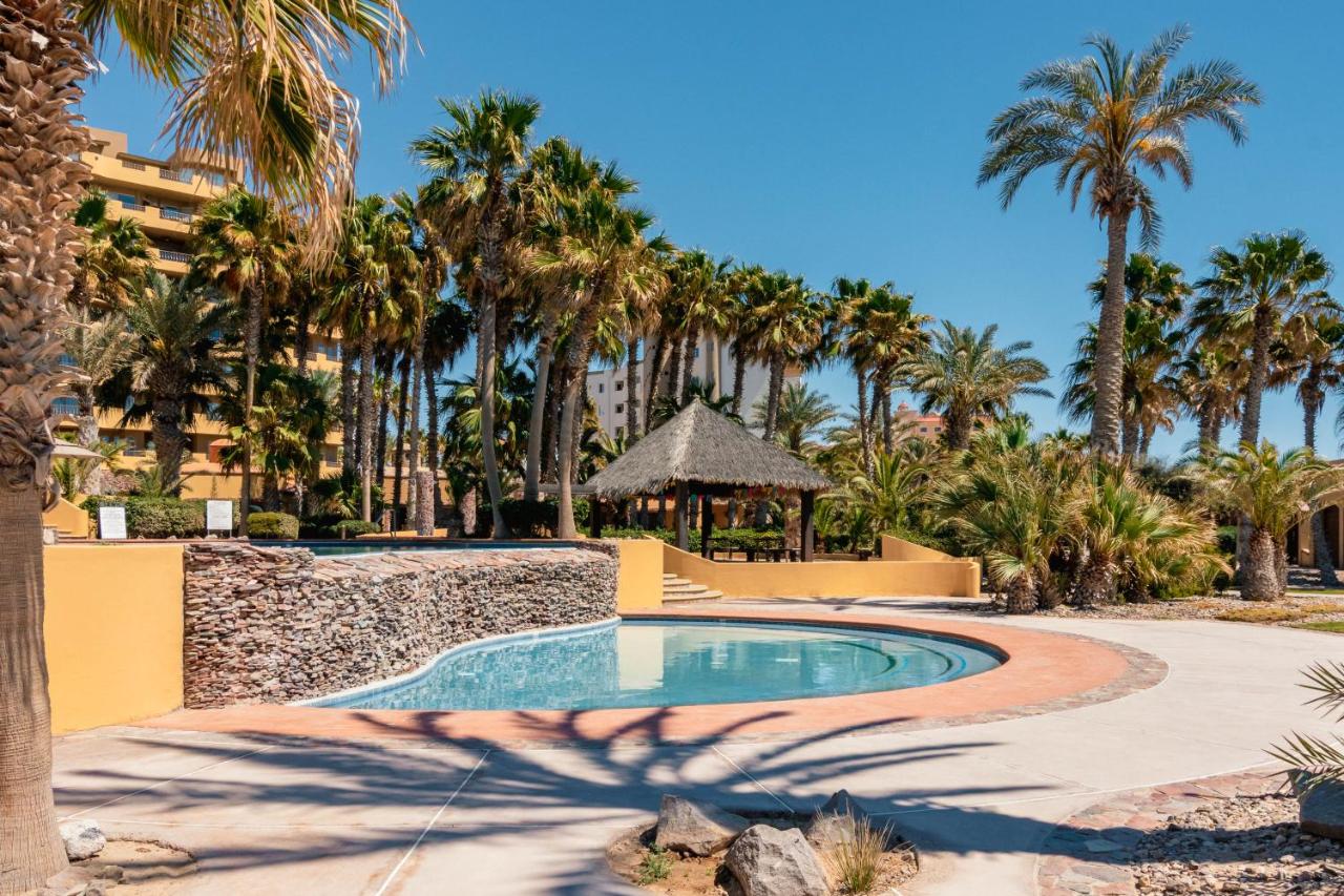 Oceanfront Condo - Private beach access - B&B Puerto Peñasco