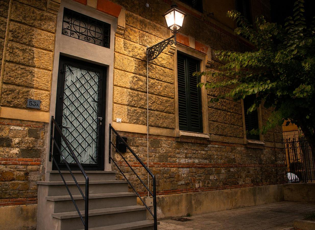 Bronzino 53 - with Free Private Parking - B&B Firenze