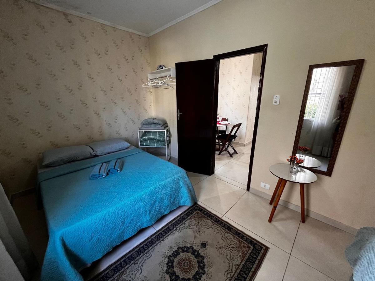 Canto do Forte - Ap 29 -1dorm - 1º Andar- 7 Hospedes, Wi-Fi Garagem -Proximo Av Mallet - B&B Praia Grande