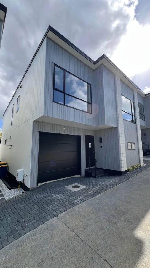 Home in Mairangi Bay - B&B Auckland