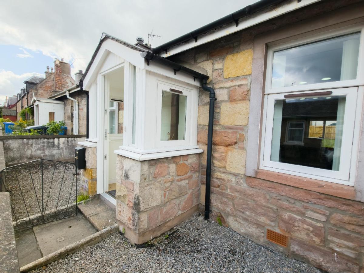 18 Hill Street - near castle and museum - Ferienwohnung Inverness