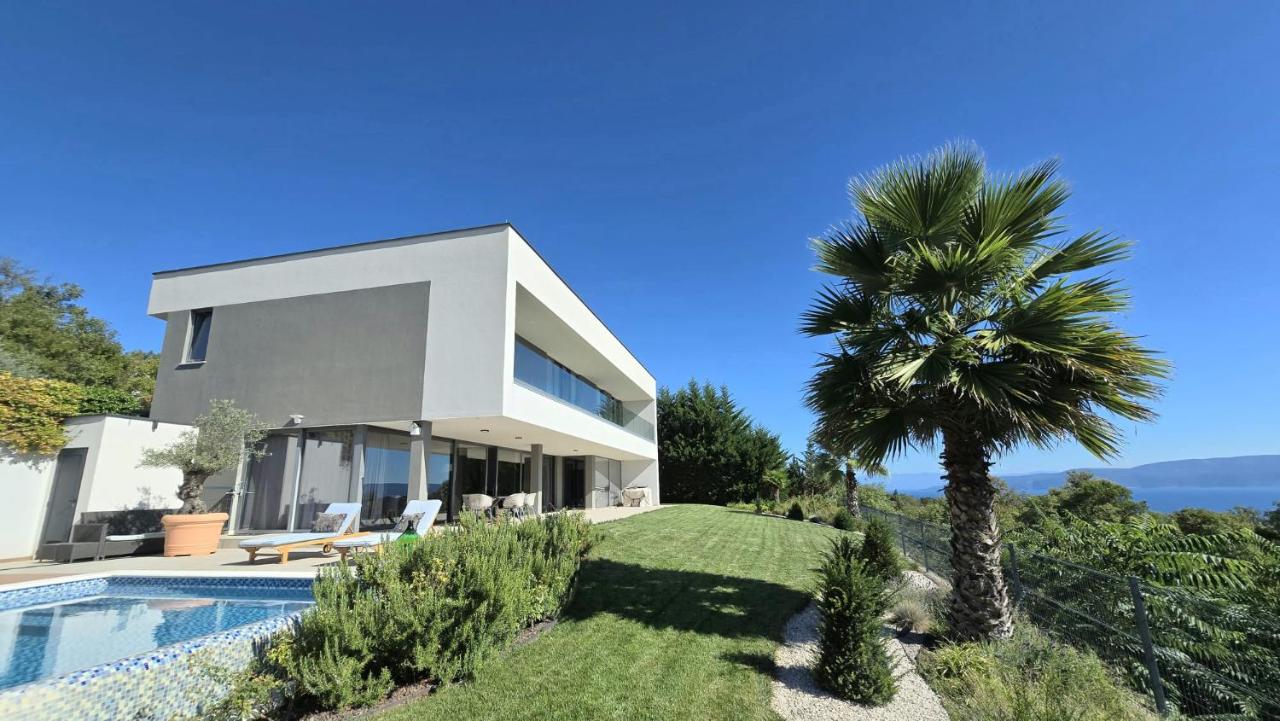 VILLA AQUAMARIN YourCroatiaHoliday - B&B Drenje