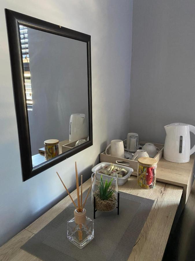 Tweepersoonskamer met Gedeelde Badkamer